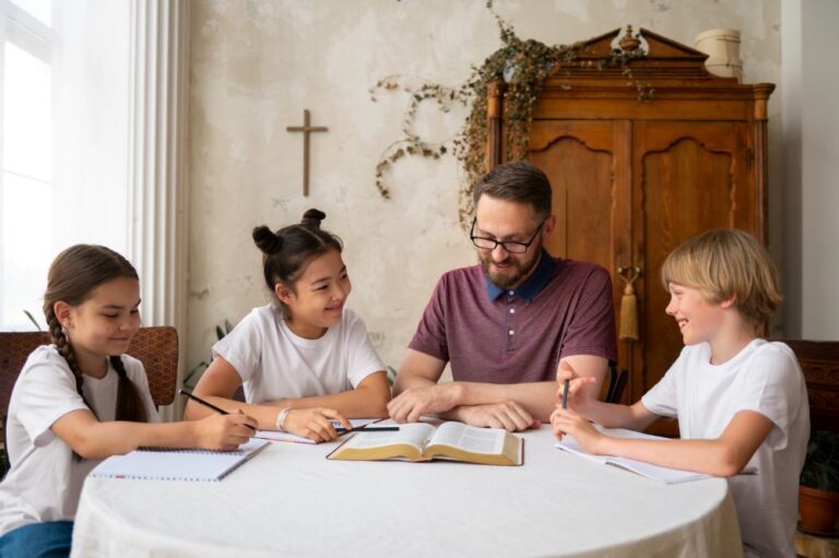 Read more about the article How to Help Children Build a Personal Relationship with God